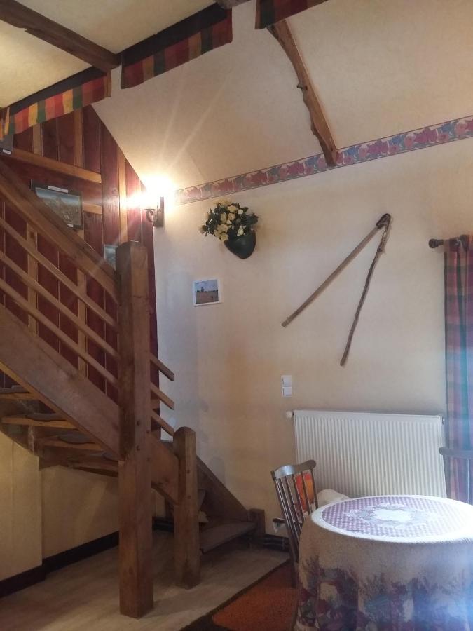 Les Petites Chapelles Bed & Breakfast Saint-Pierre-de-Plesguen Exterior foto