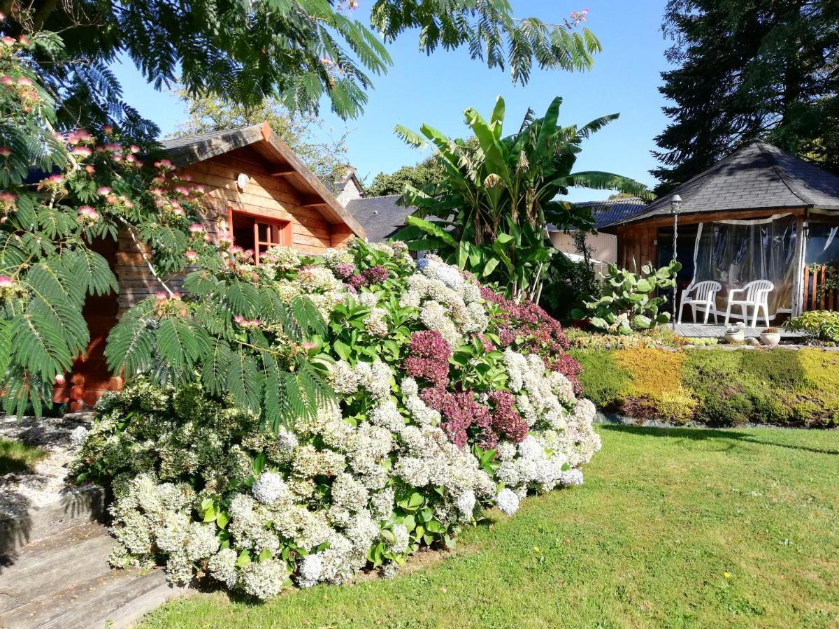 Les Petites Chapelles Bed & Breakfast Saint-Pierre-de-Plesguen Exterior foto