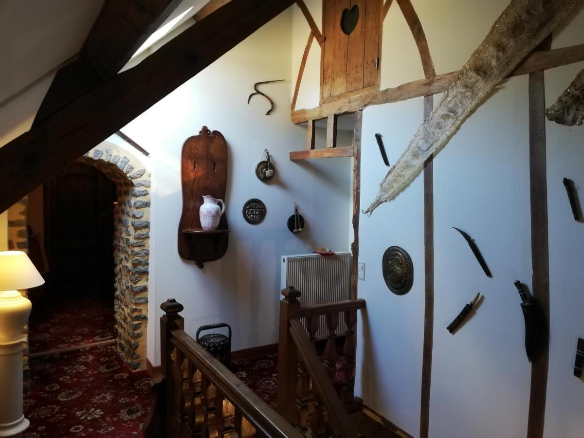 Les Petites Chapelles Bed & Breakfast Saint-Pierre-de-Plesguen Exterior foto